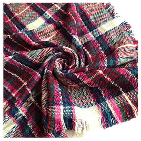 Soft Plaid Scarf Pink and Cream NWT - Picture 5 of 6